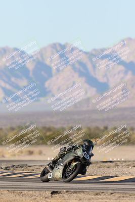 media/Dec-07-2025-CVMA (Sun) [[3e7d2de5dc]]/Race 16-Formula Middleweight/